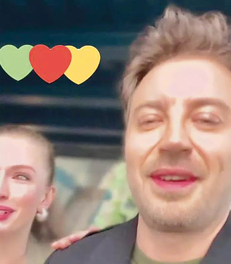 Yasemin Allen ve Tolga Güleç Aşkından İlk Fotoğraf - Resim: 1