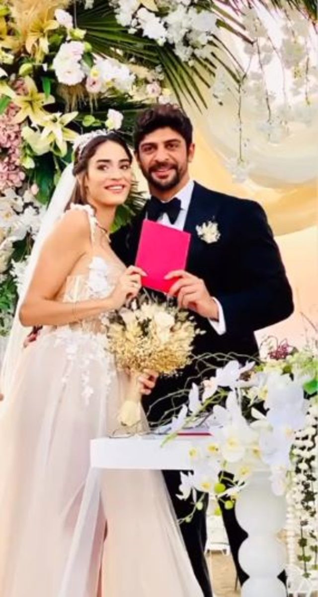 Gökhan Çıra ile Anılmıştı: Survivor Melisa Emirbayer Evlendi! - Resim: 1