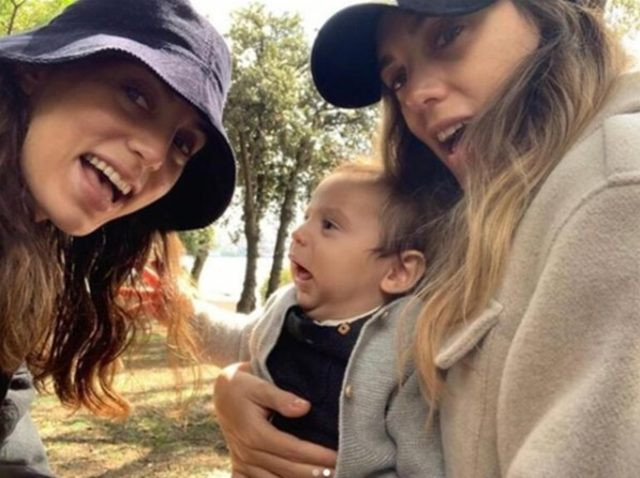 Öykü Karayel İkizi ve Bebeği Roman'ı Paylaştı - Resim: 1