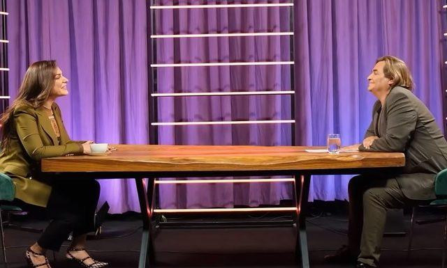 Buket Aydın: Cumhurbaşkanıyla Seyahat Ederken Magazin Malzemesi Oldum - Resim: 1