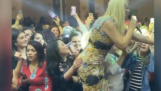 Selin Ciğerci: Kadınlar kalçalarımı mıncıklamayı seviyorlar - Resim: 1