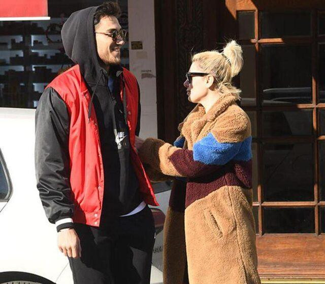 Burcu Binici Basketbolcu Sevgilisiyle Dudak Dudağa Görüntülendi - Resim: 1