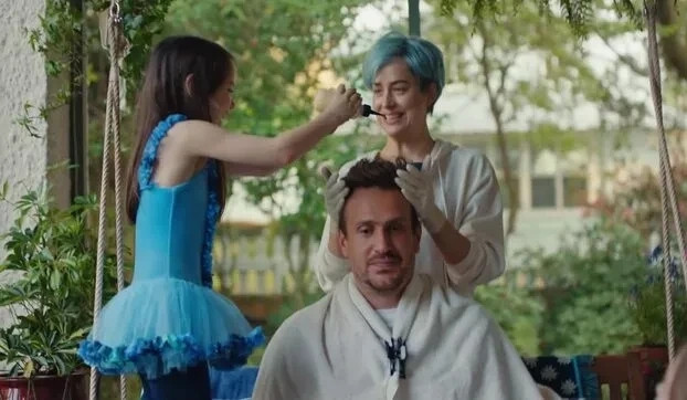 Dakota Johnson: O Sahnelerde Panik Atak Krizi Geçirdim - Resim: 1