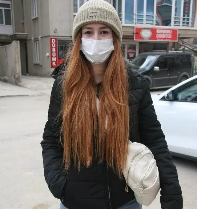 Ağlayarak Video Çekip Paylaşan Genç Kız Konuştu - Resim: 1