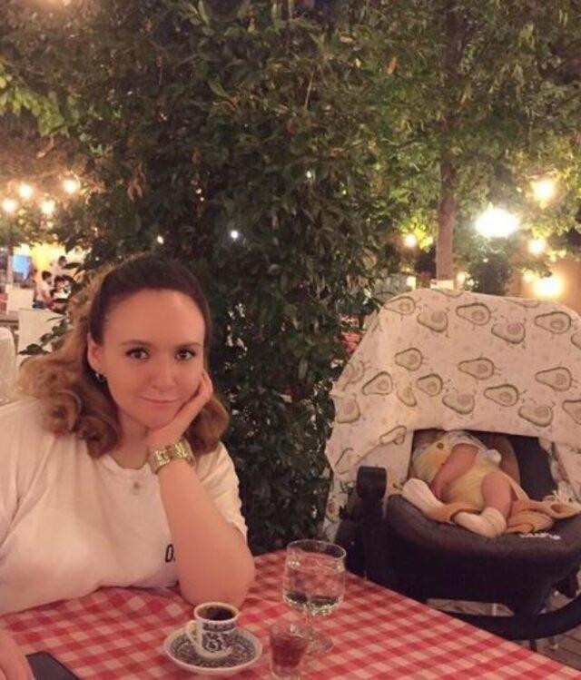 En Son Babalar Duyar'ın Ceren'i Jale Özkan Anne Oldu! Görenler Tanıyamadı - Resim: 1