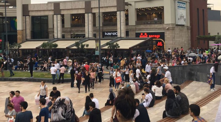 İstanbul'da AVM'de bomba alarmı! - Resim: 1