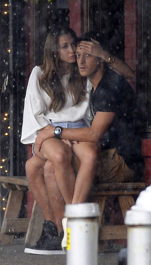 Amine Gülşe kıyameti kopardı - Resim: 1