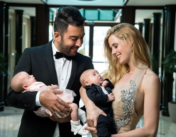 Wilma Elles, kocasıyla öpüştüğü fotoğrafı paylaştı - Resim: 1