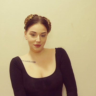 Kanserle savaşan tasarımcı Emel Gözde Becerikli hayatını kaybetti - Resim: 1