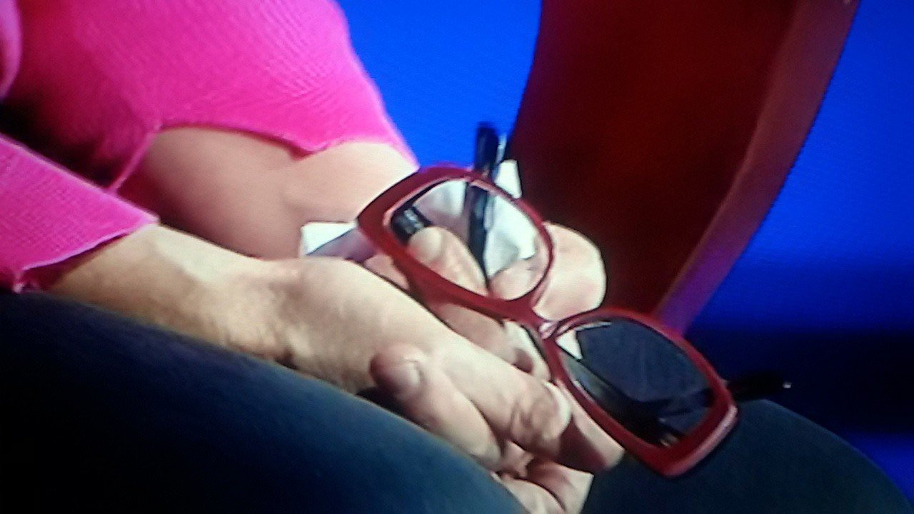 Emanet aldığı gözlükle bilgi yarışmasına geldi, 30 bin lira kazandı - Resim: 1