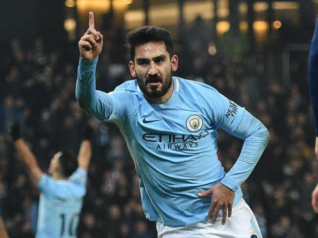 Manchester City'nin yıldızı Balıkesir'e AVM yapıyor - Resim: 1