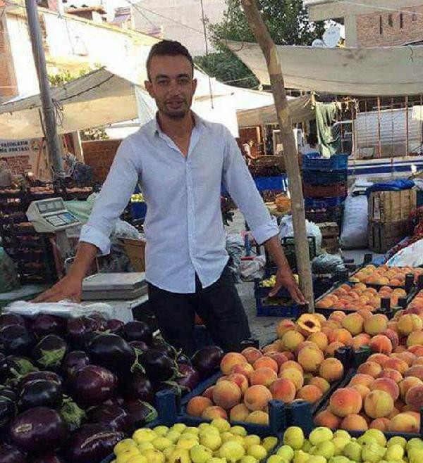 Borcundan dolayı pazarcı Hasan kendini astı - Resim: 1