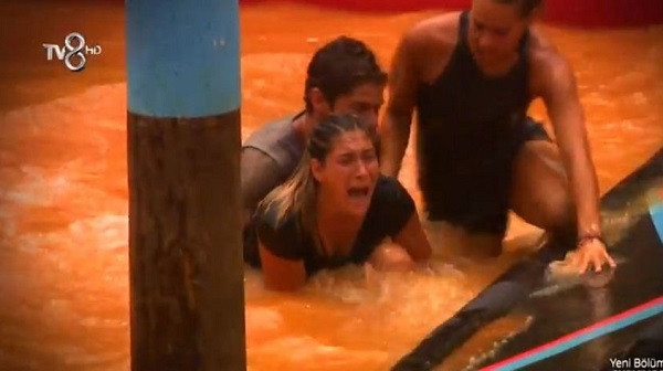 Survivor'da Berna Canbeldek'e ne oldu? - Resim: 1