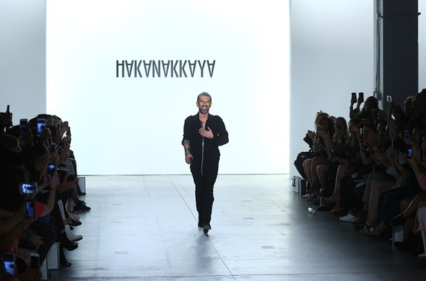 New York modanın cool çocuğu Hakan Akkaya'yı ayakta alkışladı - Resim: 4