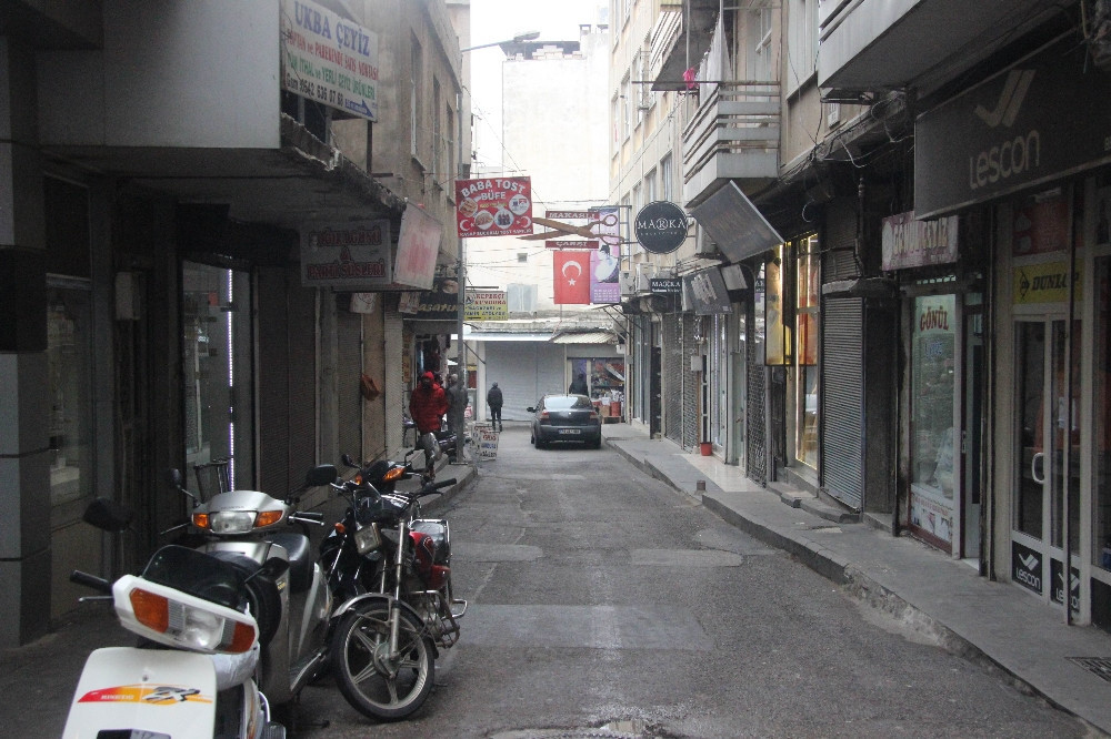 Van, Kayseri, Kilis: Herkes saat 10'da yasak başladı sandı sokaklar boşaldı - Resim: 1