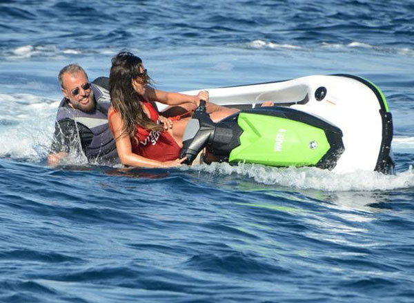 Selen Görgüzel jet-ski mağduru oldu! - Resim: 1