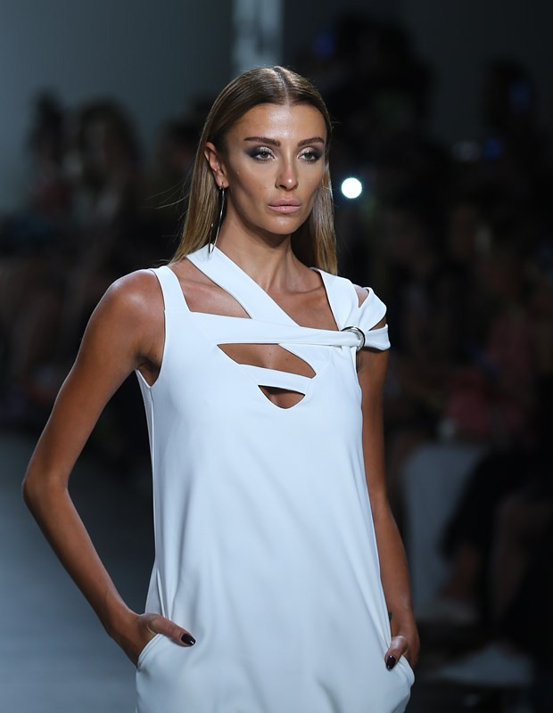 New York modanın cool çocuğu Hakan Akkaya'yı ayakta alkışladı - Resim: 3