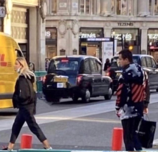 Acun Ilıcalı 30 yaş küçük sevgilisiyle Londra'da - Resim: 1