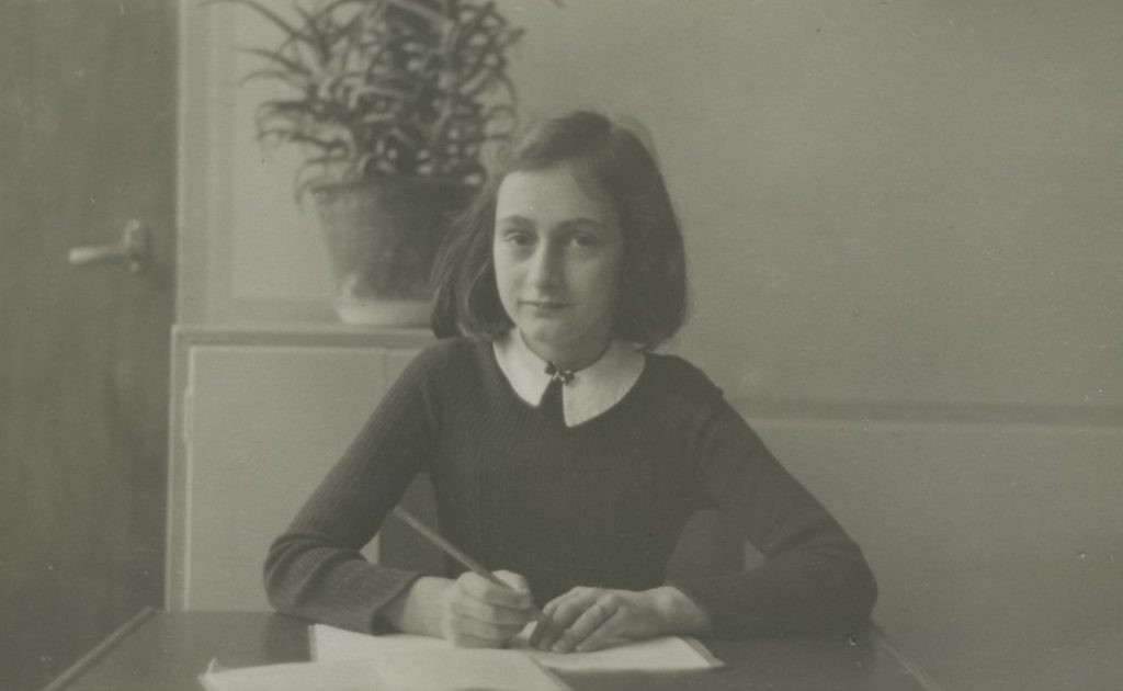 Nilgün Bodur kitabındaki o sözü Anne Frank'ten mi çaldı? - Resim: 6