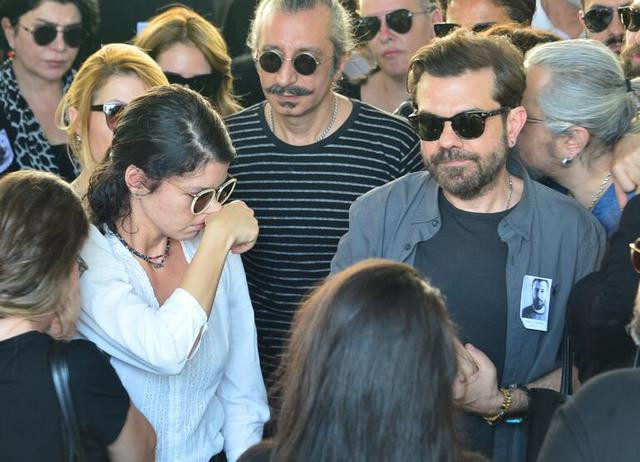 Aykut Cömert'e veda! Beren ile Belçim gözyaşlarını tutamadılar - Resim: 1