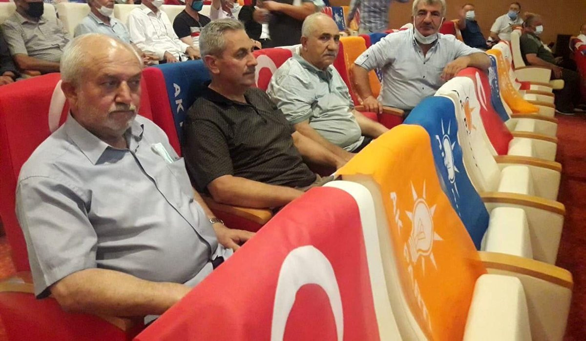 AKP'den Bir Türk Bayrağı Skandalı Daha: Pes Dedirtti! - Resim: 1