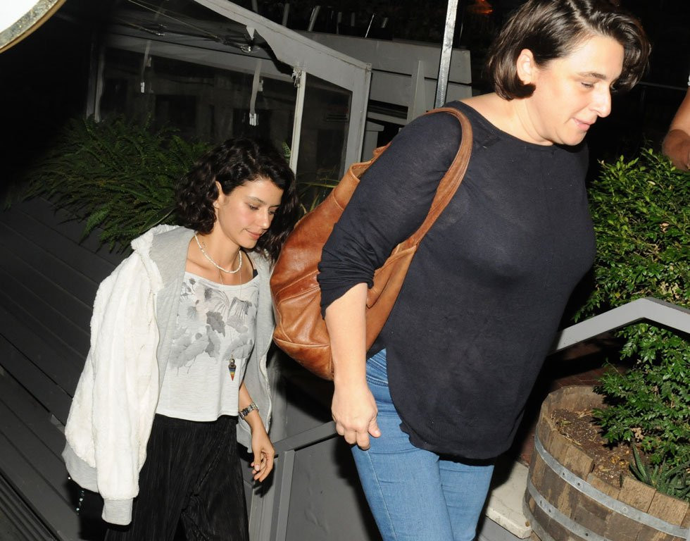 Beren Saat, Proje var mı? sorularını yanıtladı - Resim: 1