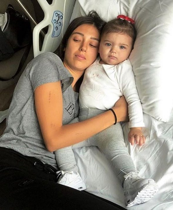 Berkay'ın eşi Özlem Ada Şahin hastaneden paylaştı - Resim: 1