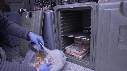 Beşiktaş Belediye Başkanı Akpolat: İhtiyacı Olan Her Eve Sıcak Yemek Girecek - Resim: 1