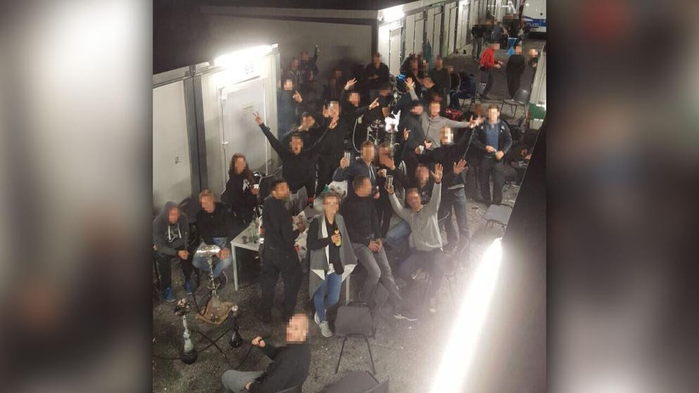 Polislerin seks skandalı Almanya'yı karıştırdı - Resim: 2