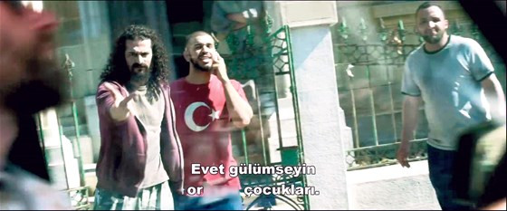 13 Saat: Bingazi’nin Gizli Askerleri filminde Türk bayraklı terörist rezaleti! - Resim: 2