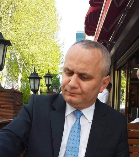 İlahiyatçı Cemil Kılıç: Muhafazakar gençler dinden soğuyor, solcular daha ahlaklı - Resim: 1