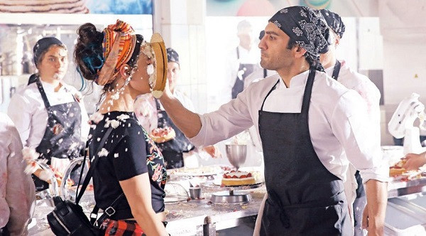 Buğra Gülsoy ve Özge Özpirinçci Acı Tatlı Ekşi heyecanını paylaştı - Resim: 2