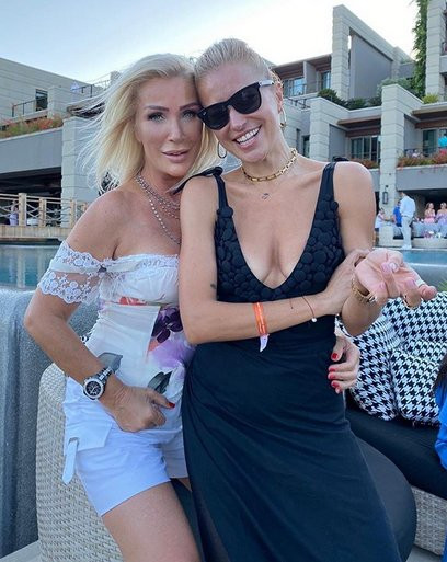 Seda Sayan'ın Burcu Esmersoy paylaşımına yorum yağdı - Resim: 1