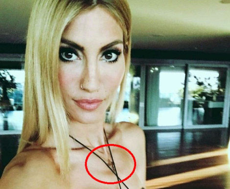 Şok iddia: Çağla Şıkel din mi değiştirdi? - Resim: 1