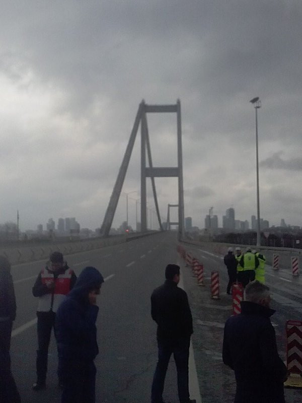 Boğaz Köprüsünde şüpheli araç alarmı - Resim: 1