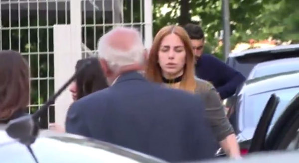 Mustafa Ceceli'nin sevgilisi Selin İmer cenazede - Resim: 1