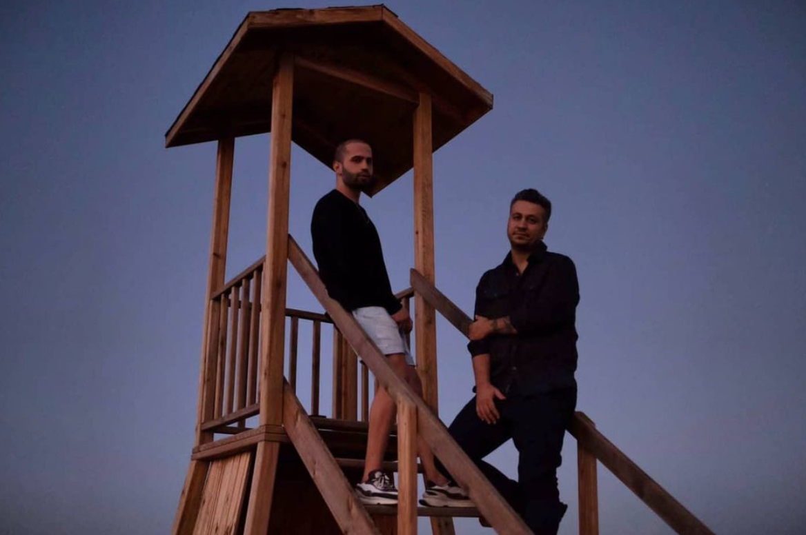 Cem Çınar ve Onur Taşkan'ın Yeni Şarkısı Karşılıksız Çıktı - Resim: 1