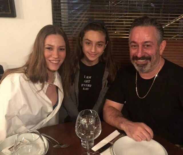 Cem Yılmaz ve Serenay Sarıkaya'dan birlikte ilk fotoğraf - Resim: 1