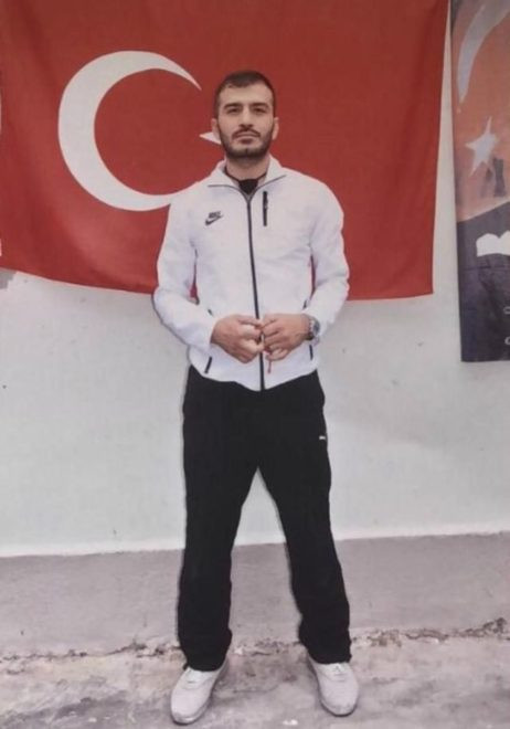 Cezaevindeki oyuncu Ufuk Bayraktar’dan ilk fotoğraf! - Resim: 1