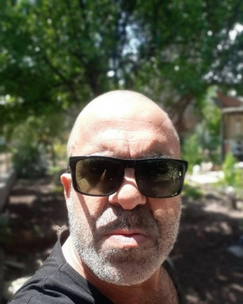 Çaycı Hüseyin Alparslan Özmol'un Yeni İmajı Herkesi Şaşırttı - Resim: 1