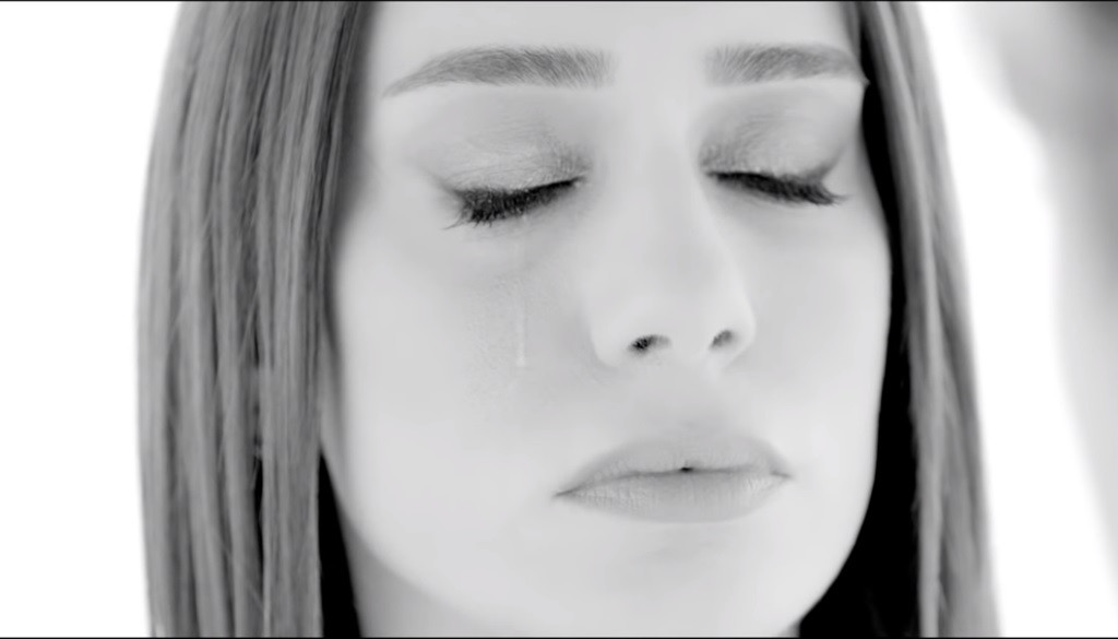 Çiğdem Batur Onur Mete'nin klibinde oynadı, gözyaşları içinde kaldı - Resim: 2