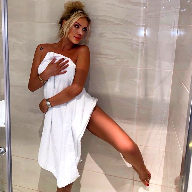 Ciciş Ceyda Ersoy çıplak fotoğrafını paylaştı! Fotoğrafı kısa bir süre içerisinde sildi - Resim: 1