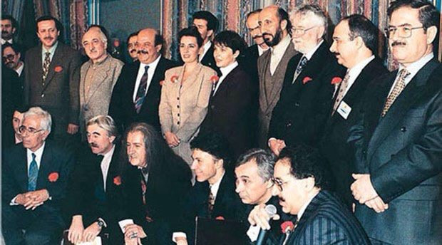 Bir fotoğrafla Barış Manço'yu FETÖ'cü ilan edemezsiniz! - Resim: 1