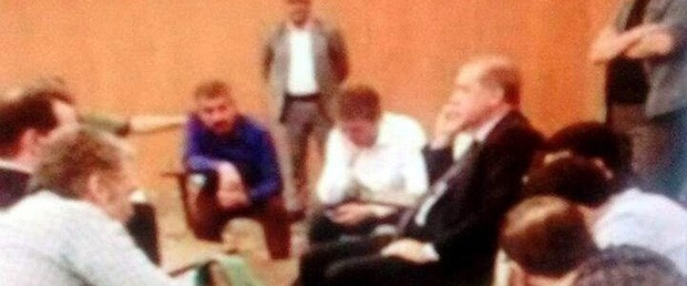 Erdoğan'ın darbe gecesi çekilen yeni fotoğrafı - Resim: 1