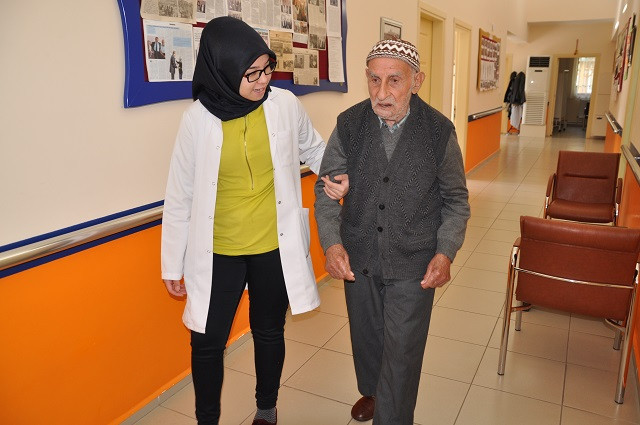 Türkiye'nin ilk Alzheimer Merkezi Nazilli'de açıldı - Resim: 3
