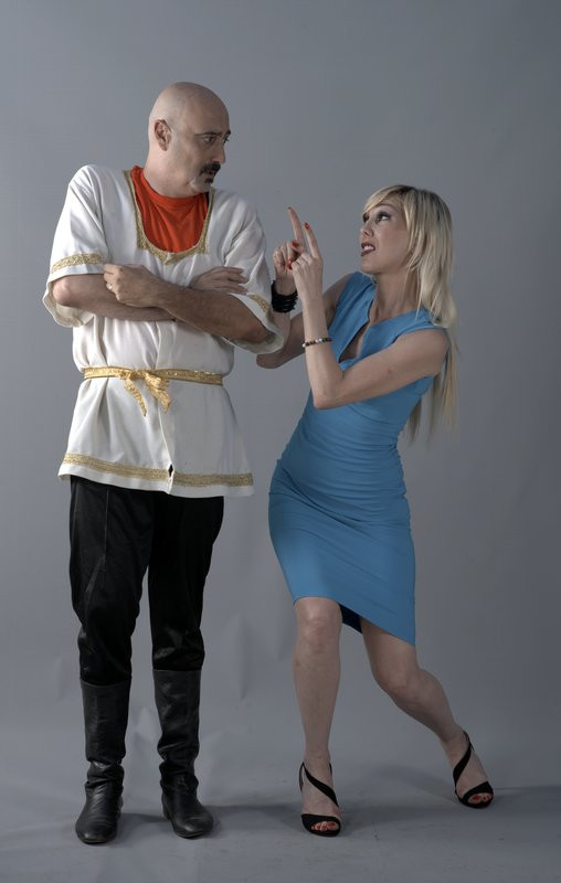 Tiyatroname Esatgil, Olgun Portakal ile perdelerini açıyor - Resim: 1