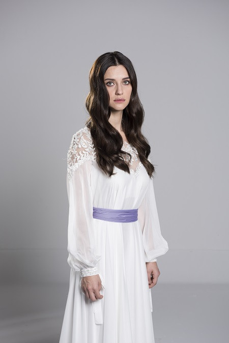 İrem Helvacıoğlu'na yeni dizisi için psikolojik destek - Resim: 1