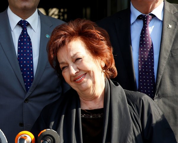 Yaprak Dökümü'nün Hayriye Hanım'ı Güven Hokna DSP Üsküdar adayı oldu - Resim: 1