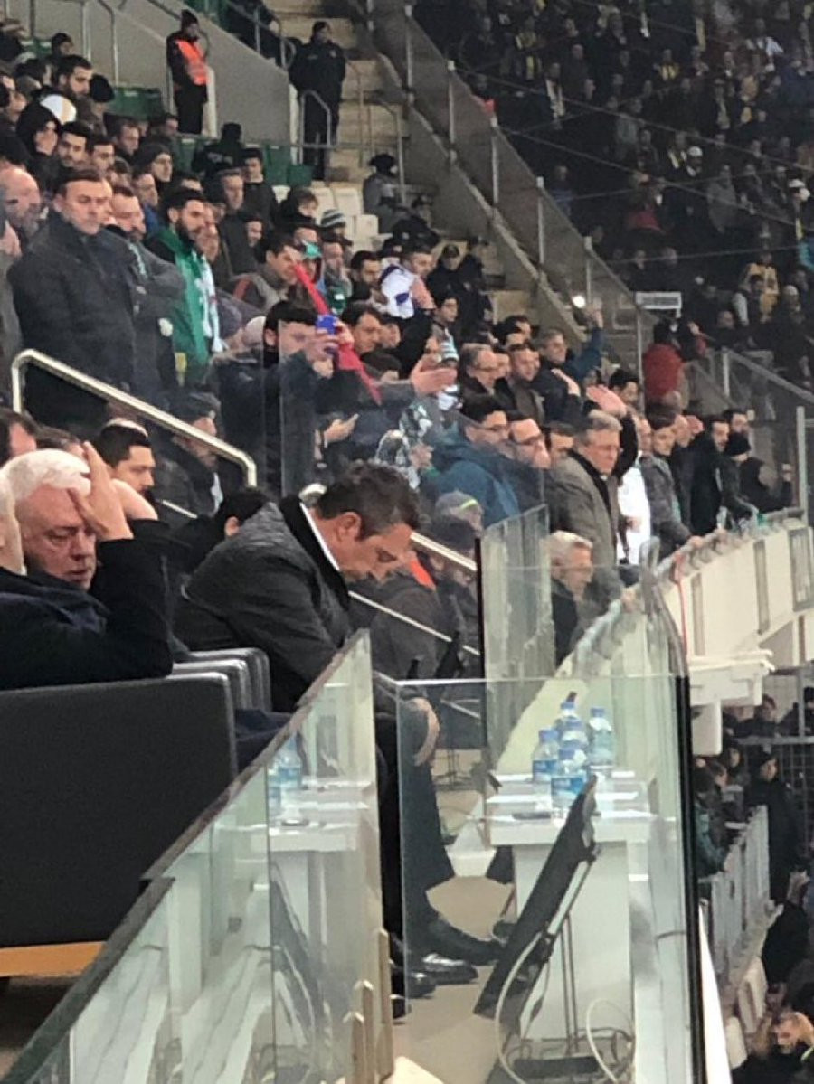 Bursaspor'un son dakika golüyle Ali Koç böyle yıkıldı - Resim: 1