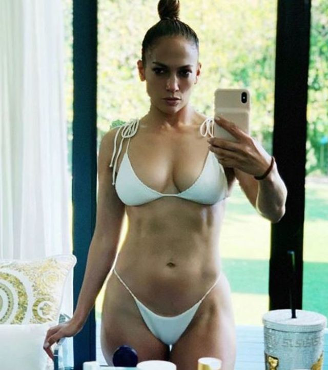 Ebru Polat Jennifer Lopez'e özendi! Mayolu poz - Resim: 2